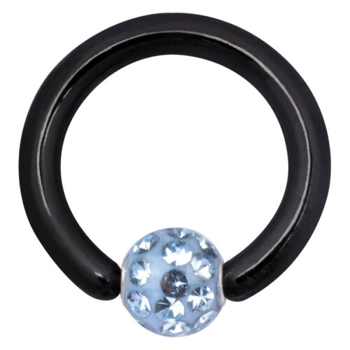 Schwarzer Klemmkugelring aus Titan mit hellblauem Kristall auf weißem Hintergrund